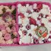 Подарочный набор с цветами и сладостями