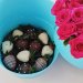 Букет с клубникой в шоколаде (10 ягод) и цветами в коробке №41