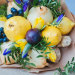 Букет с лимонами, айвой, сливами и весенними цветами
