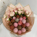 Клубника в шоколаде (20 ягод) с цветами 