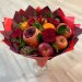 Букет с цветами, фруктами и перцем чили
